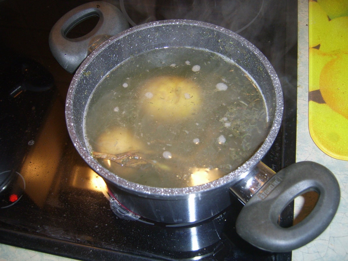 Rezept: Gulaschsuppe ohne Gulasch Bild Nr. 4 Gulaschsuppe ohne Gulasch - Rezept - Bild Nr. 4