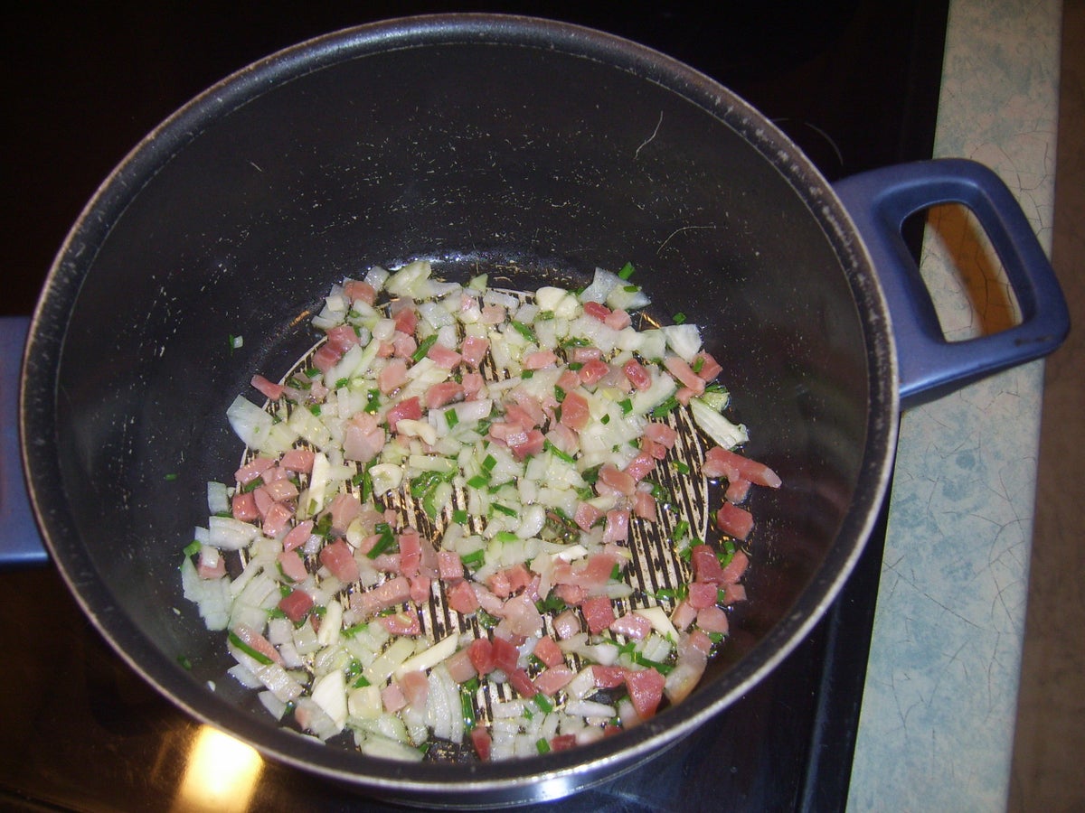 Rezept: Hutscheduller mit Rotwurst und Spiegelei Bild Nr. 5 Hutscheduller mit Rotwurst und Spiegelei - Rezept - Bild Nr. 5