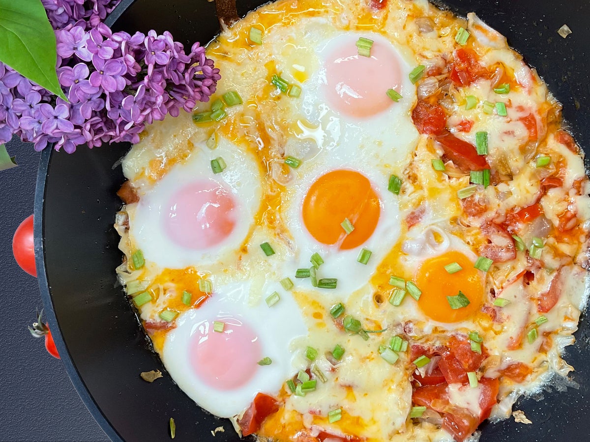 Rezept: Frühstück mit Eiern und Kohl Bild Nr. 2 Frühstück mit Eiern und Kohl - Rezept - Bild Nr. 2