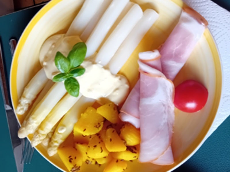 Spargel mit Prager Schinken und Kümmel-Frühkartoffeln - Rezept - Bild Nr. 11