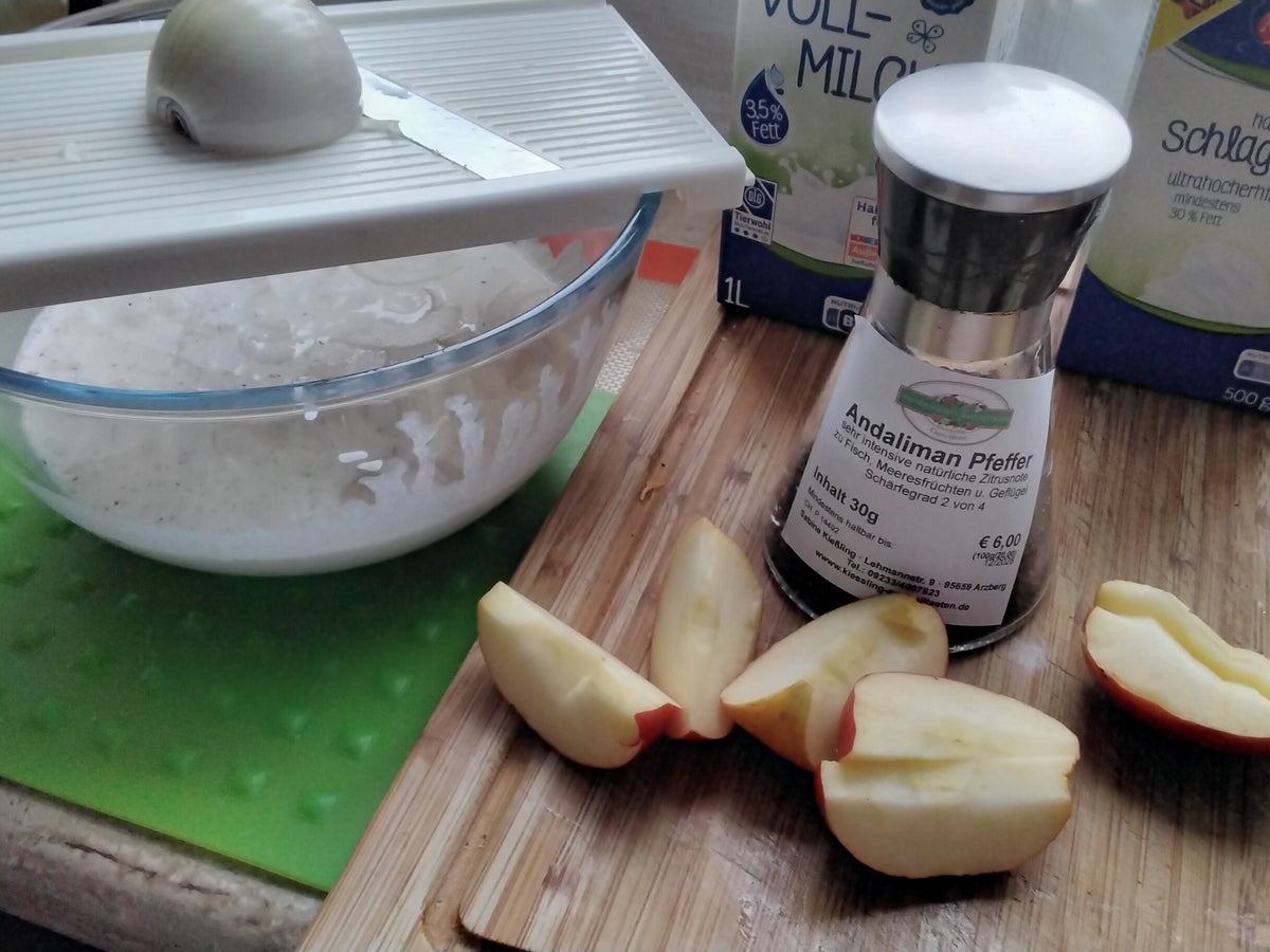 Hering nach Hausfrauen Art und neue Kartoffeln - Rezept - Bild Nr. 4