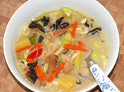 Ganzjahres Pilzsuppe mit Gemüse alla Lotus Garden - Rezept - Bild Nr. 4