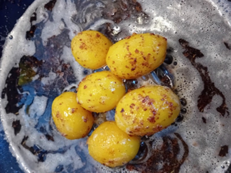 Rezept: Spargel mit Sauce Hollandaise, Schweinenackensteak in Knusperpanade und Brat-Drillingen Bild Nr. 18 Spargel mit Sauce Hollandaise, Schweinenackensteak in Knusperpanade und Brat-Drillingen - Rezept - Bild Nr. 18