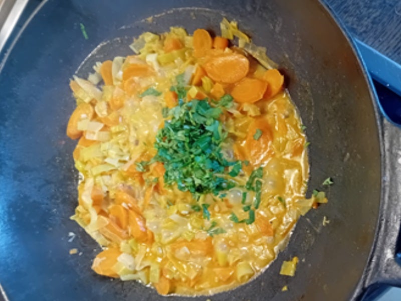 Rezept: Zanderfilet auf Curry-Gemüse Bild Nr. 12 Zanderfilet auf Curry-Gemüse - Rezept - Bild Nr. 12