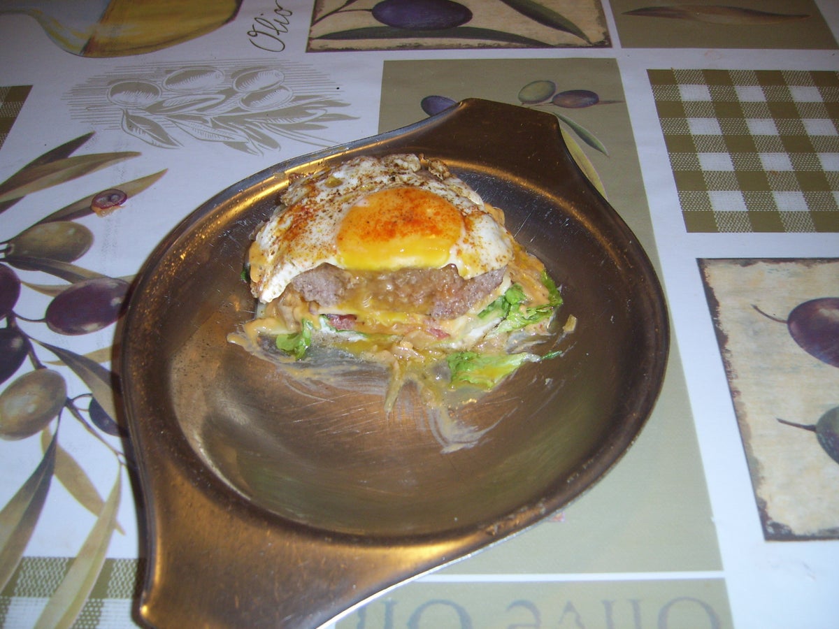 Hamburger mit Ei ohne Deckel - Rezept - Bild Nr. 3