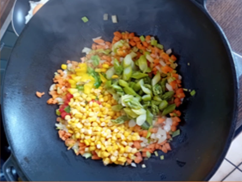 Rezept: Spiegelei auf Gemüse-Bratreis Bild Nr. 7 Spiegelei auf Gemüse-Bratreis - Rezept - Bild Nr. 7