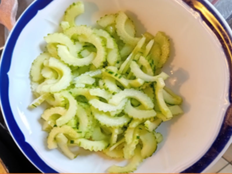 Rahm-Schwammerl mit Schwäbischen-Spätzle und Gurkensalat - Rezept - Bild Nr. 12