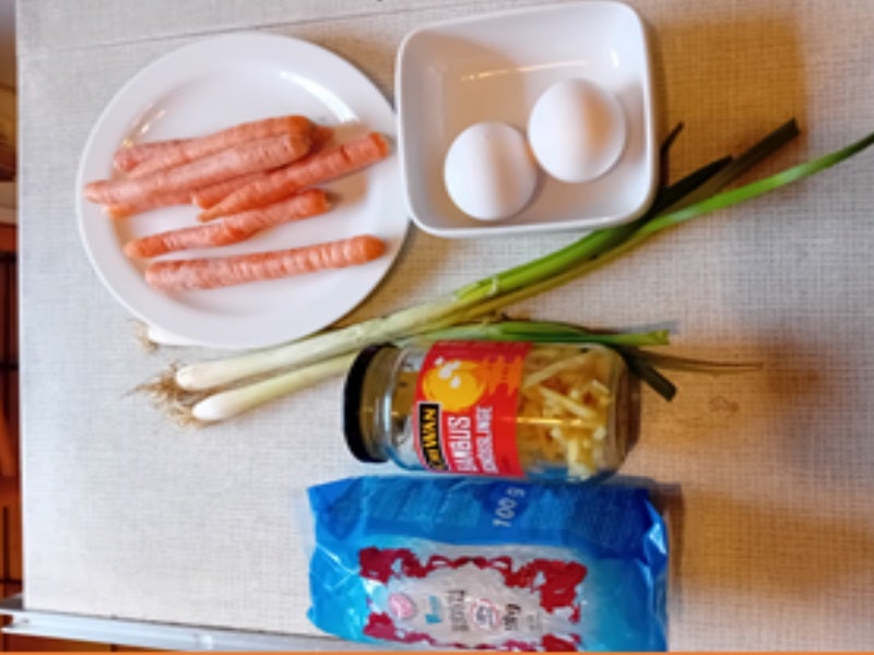 Rezept: Hühnersuppe mit asiatischer Note Bild Nr. 5 Hühnersuppe mit asiatischer Note - Rezept - Bild Nr. 5