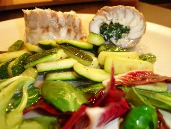 Roulade vom Wolfsbarsch mit Spinat und Ricotta gefüllt - Rezept - Bild Nr. 4