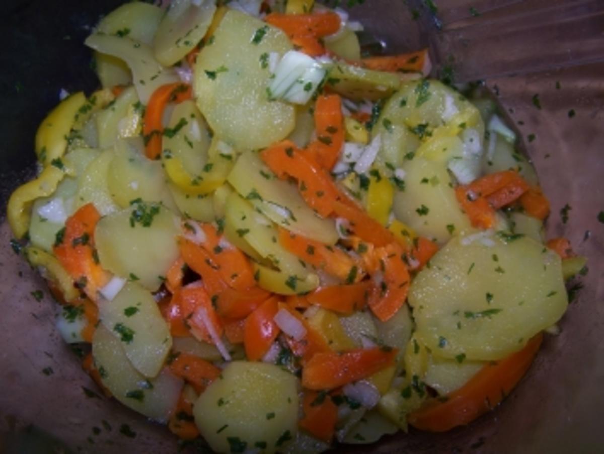 Eingelegte grüne Bohnen mit Paprika - Rezept - kochbar.de