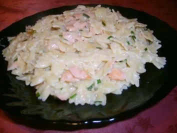 Farfalle mit Lachs - Rezept