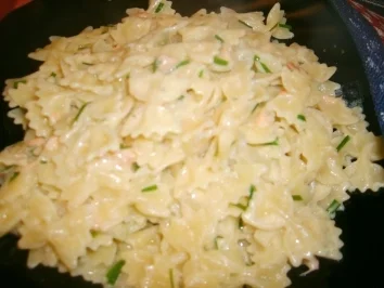 Farfalle mit Lachs - Rezept