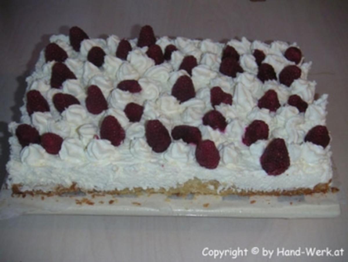 Bilder für Himbeer-Biskuit-Kuchen - Rezept