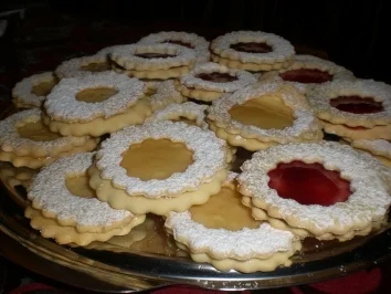 Rezept: Feine Ausstecherle Feine Ausstecherle - Rezept