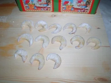 Rezept: Vanille-Kipferl Vanille-Kipferl - Rezept