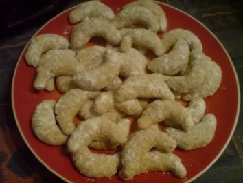 Rezept: Vanille-Kipferl Vanille-Kipferl - Rezept