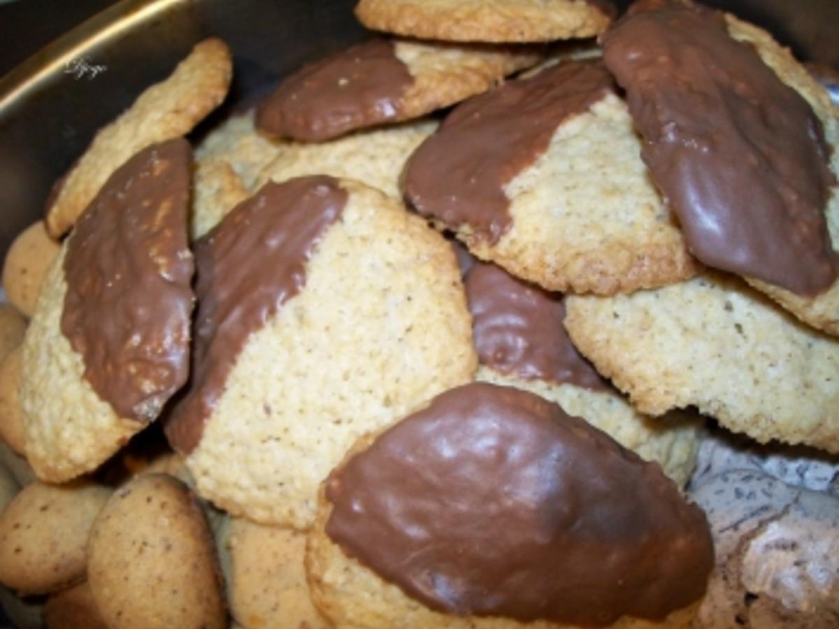 Haferflockenkekse mit Butter und Zucker - Rezept mit Bild - kochbar.de Haferflockenkekse mit Butter und Zucker - Rezept mit Bild - kochbar.de