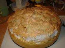 Bratapfelkuchen mit Baiserhaube - Rezept