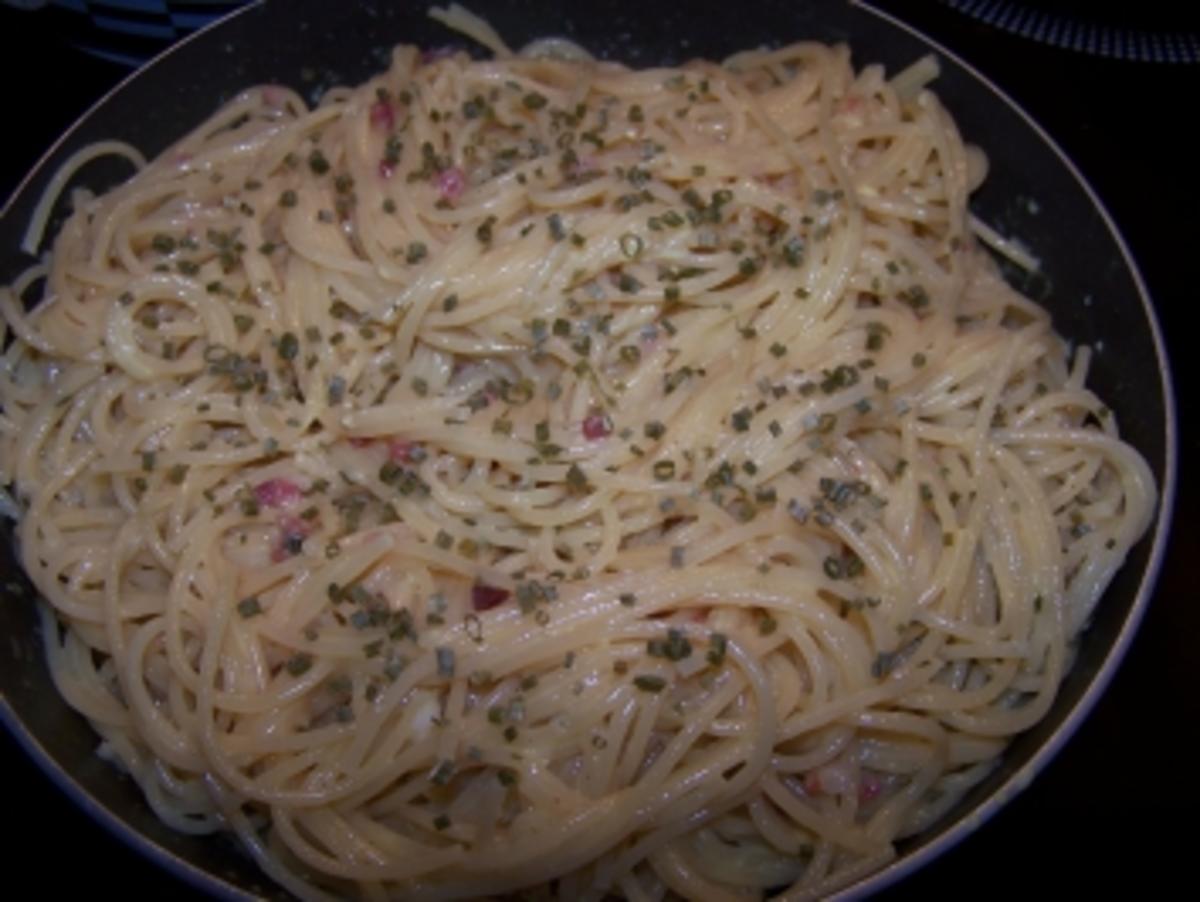 Spaghetti alla carbonara - Spaghetti mit Speck-Sahnesauce - Rezept - Bild Nr. 2