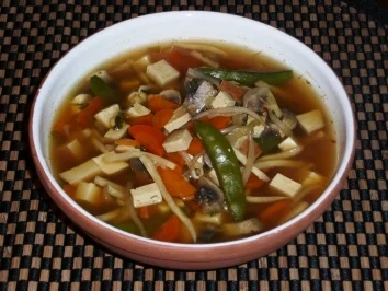 Rezept: Kunterbunte Gemüsesuppe Asia Art Kunterbunte Gemüsesuppe Asia Art - Rezept