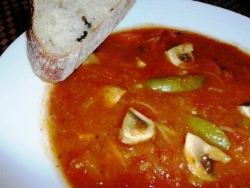 Die kaum-Kalorien-aber-trotzdem-lecker Gemüsesuppe - Rezept