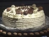 Amaretto Trüffel Sahne Torte - Rezept
