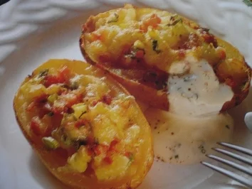 Rezept: Ofenkartoffeln mit Schinken und Käse Ofenkartoffeln mit Schinken und Käse - Rezept