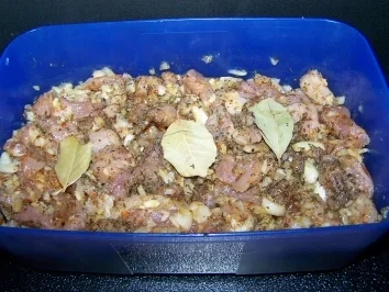 Annis selbsteingelegtes Gyros in Metaxasahne überbacken - Rezept