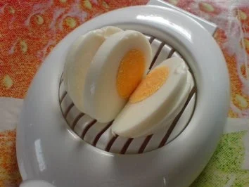 Rezept: Eiersalat wie wir ihn essen Bild Nr. 13 Eiersalat wie wir ihn essen - Rezept - Bild Nr. 13