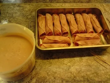 Schinken-Hack-Röllchen - Rezept