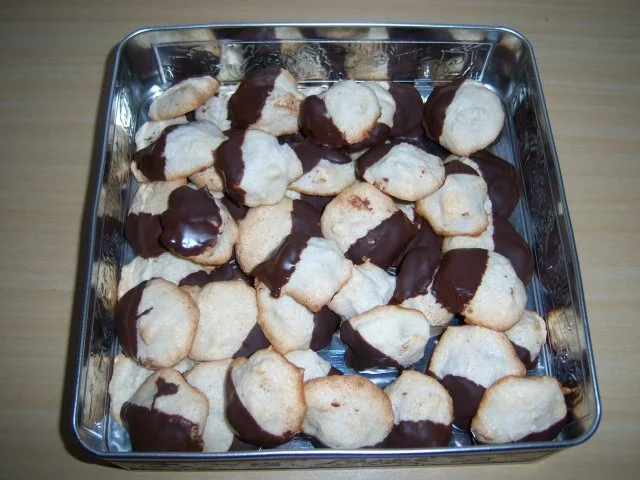 Rezept: Lübecker Kokosmakronen Bild Nr. 3 Lübecker Kokosmakronen - Rezept - Bild Nr. 3