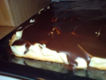 Apfelkuchen mit Vanillebuttercreme - Rezept - Bild Nr. 3