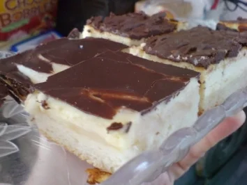 Apfelkuchen mit Vanillebuttercreme - Rezept