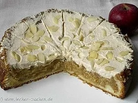 Rezept: Saftiger Apfelkuchen Saftiger Apfelkuchen - Rezept
