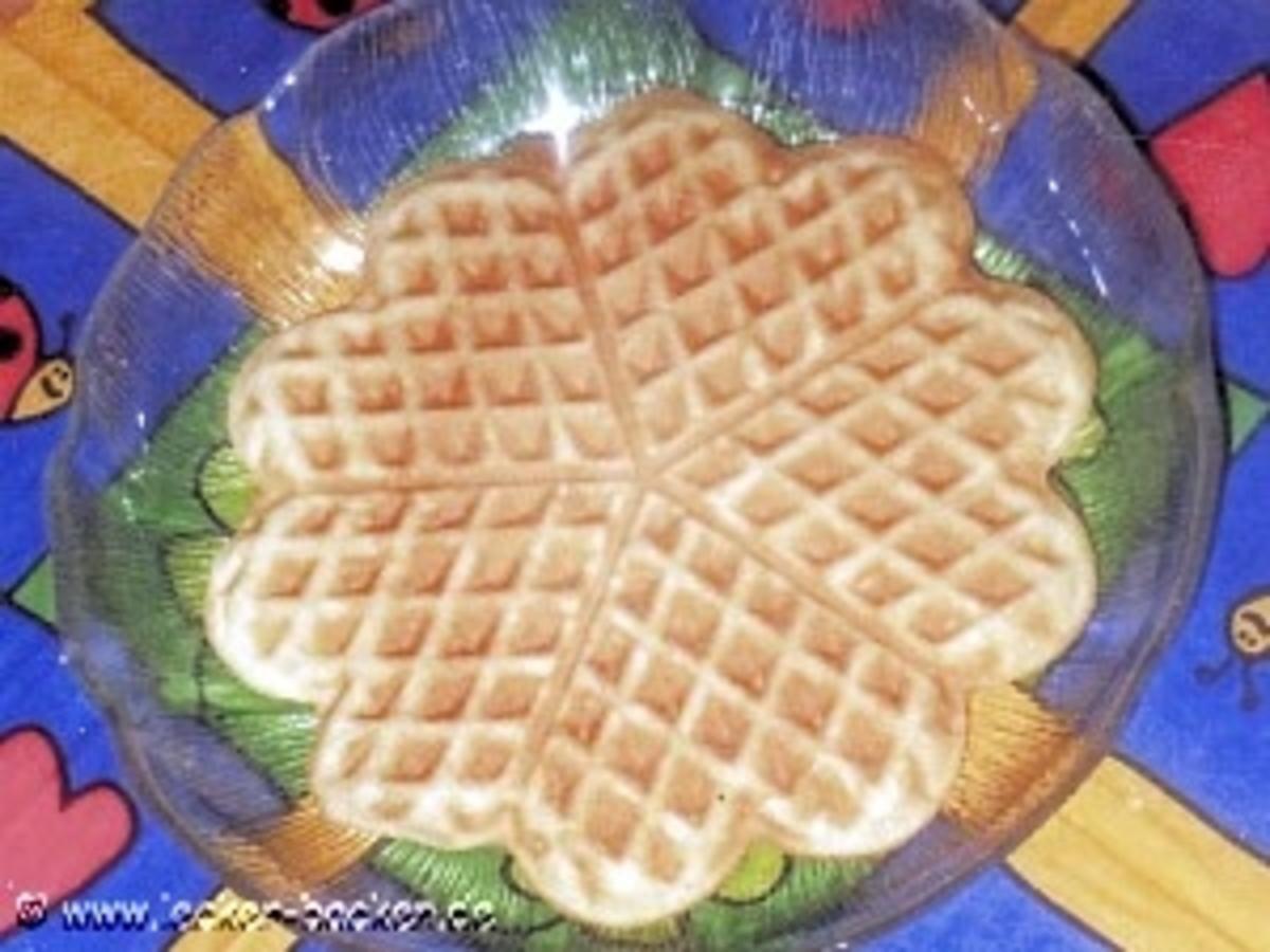 Bilder für Waffeln mit Butter und Weizenmehl - Rezept