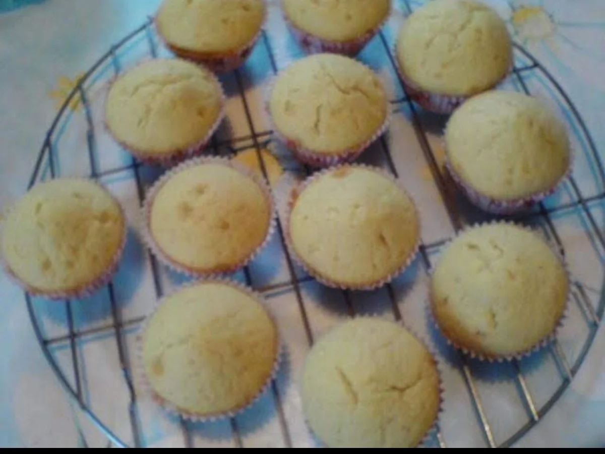 Rezept: Selterwasserkuchen auch als Muffin Bild Nr. 19 Selterwasserkuchen auch als Muffin - Rezept - Bild Nr. 19