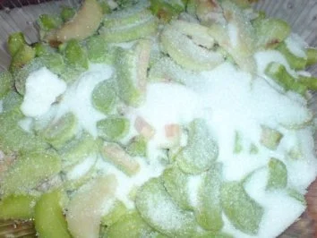 Rhabarberkuchen - Rezept - Bild Nr. 3