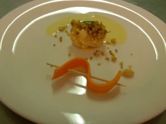 Meeresfrüchte-Safrancrumble an Orangenblüten-Kokossößchen - Rezept