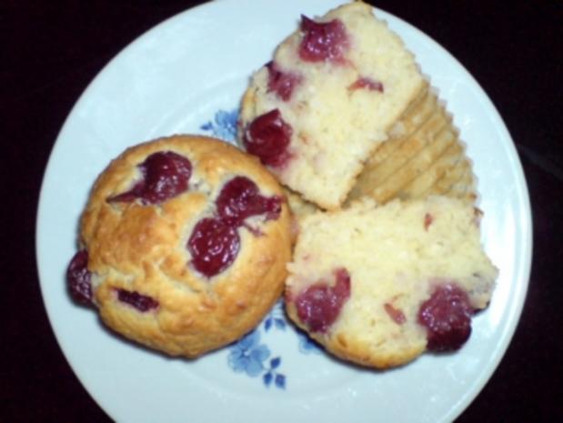 Kokos-Kirsch-Muffin - Rezept mit Bild - kochbar.de