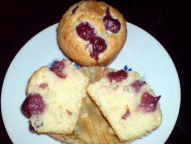 Kokos-Kirsch-Muffin - Rezept mit Bild - kochbar.de