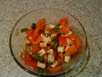 Tomatensalat mit Feta - Rezept