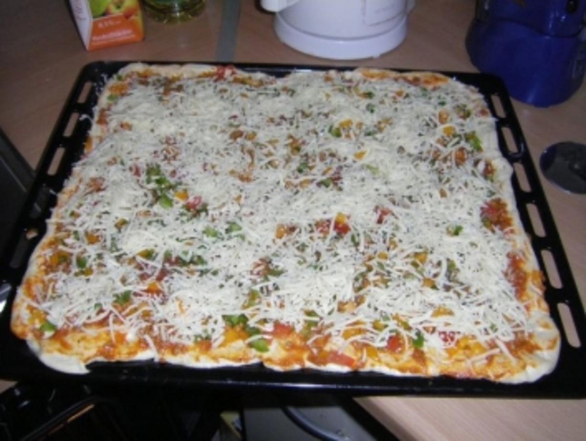 Pizza Bolognese - Rezept