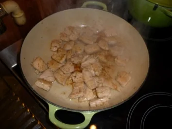 Puten-Champignon-Töpfchen - Rezept