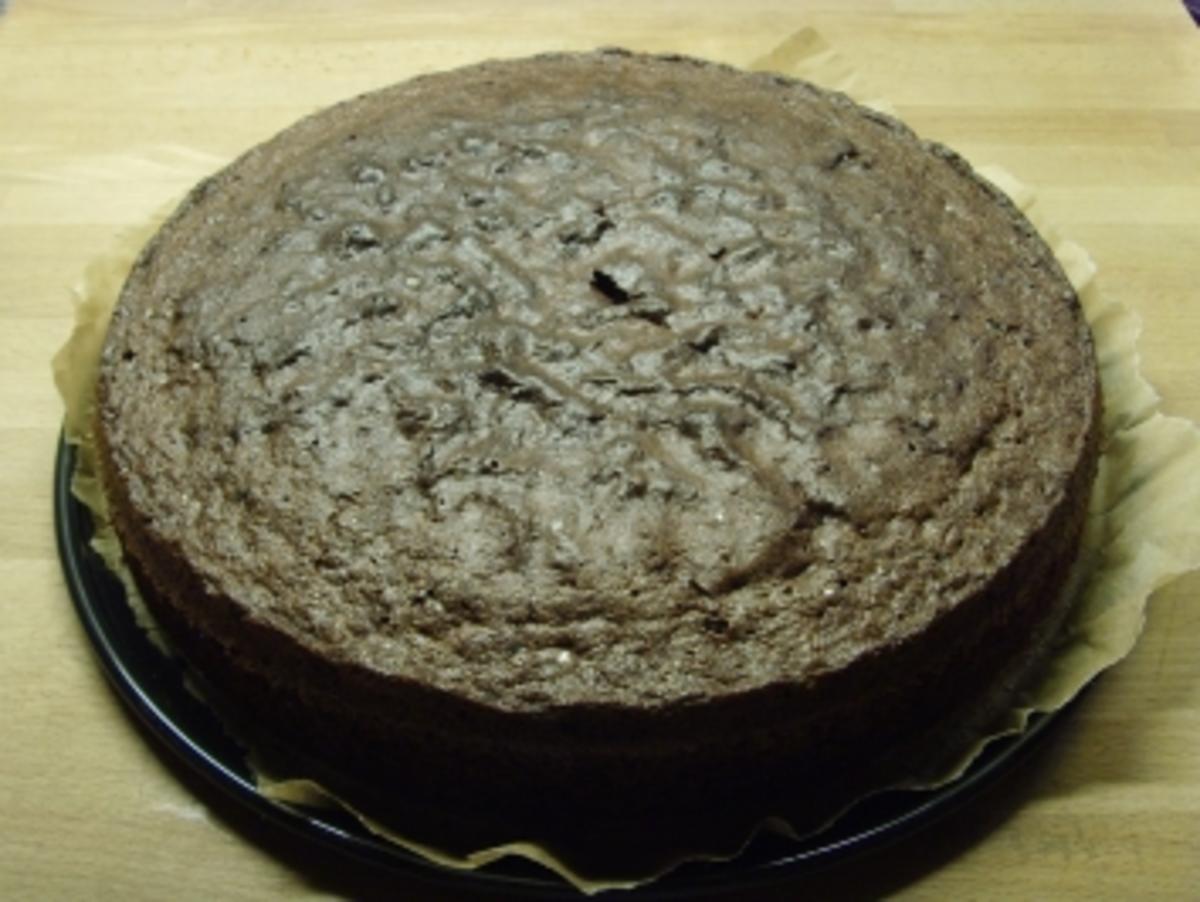 Saftiger Schokoladenkuchen... - Rezept - Bild Nr. 2