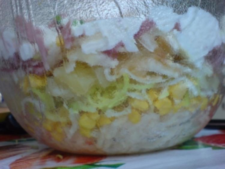 Klassischer Schichtsalat, schnell &amp; einfach