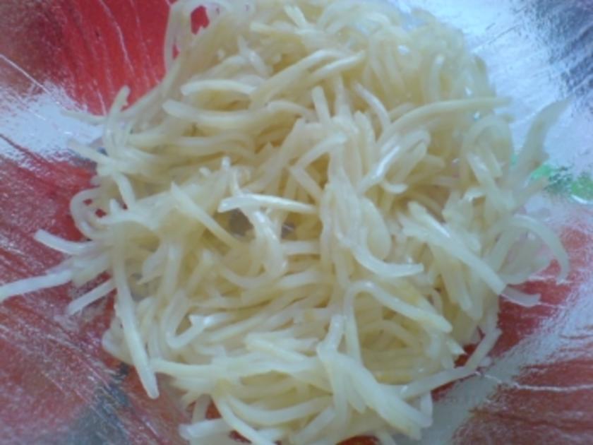 Klassischer Schichtsalat, schnell &amp; einfach