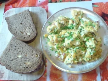 Rührei mit Zwiebeln - Rezept