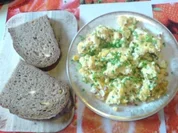 Rührei mit Zwiebeln - Rezept