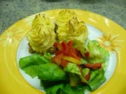 Hackauflauf mit Kartoffelrosetten - Rezept