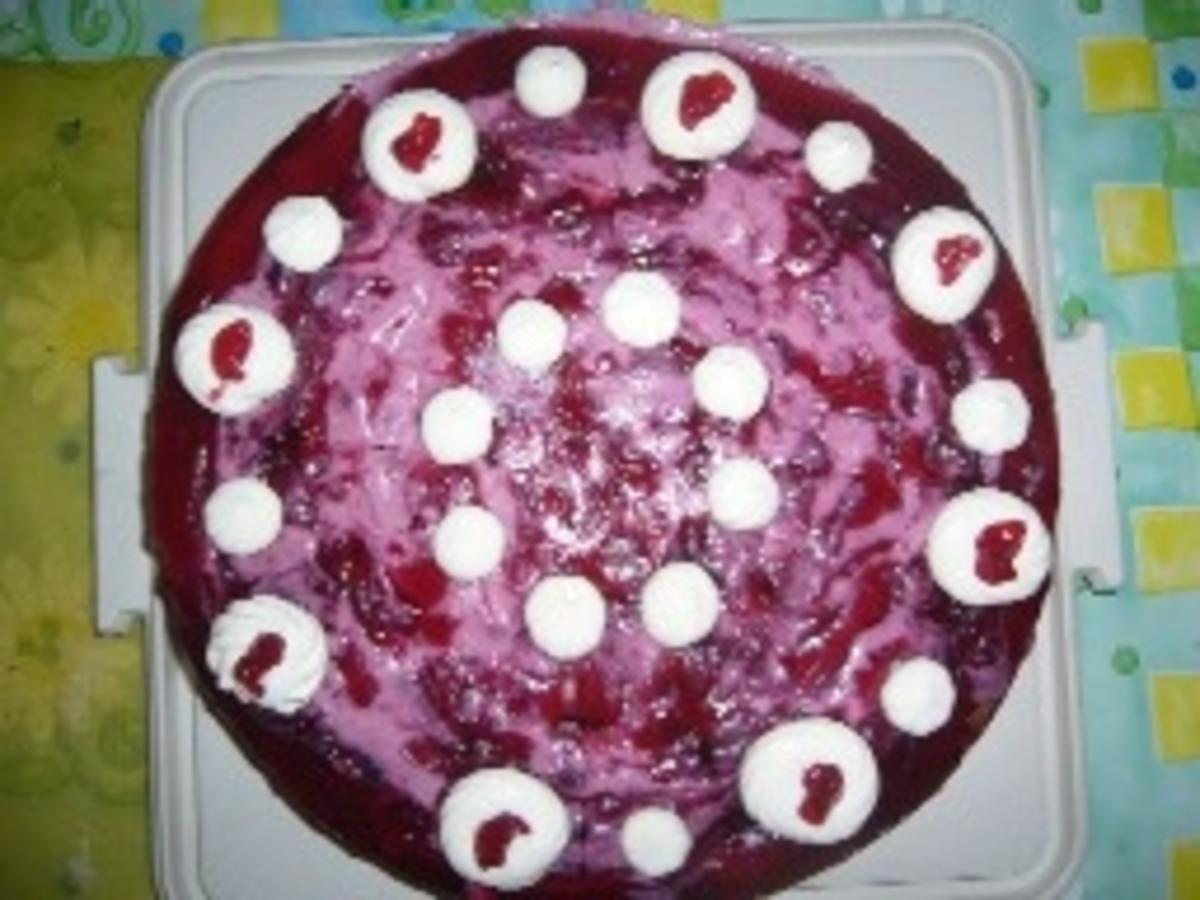 Torten: Heidelbeer-Johannisbeer-Torte - Rezept - Bild Nr. 2